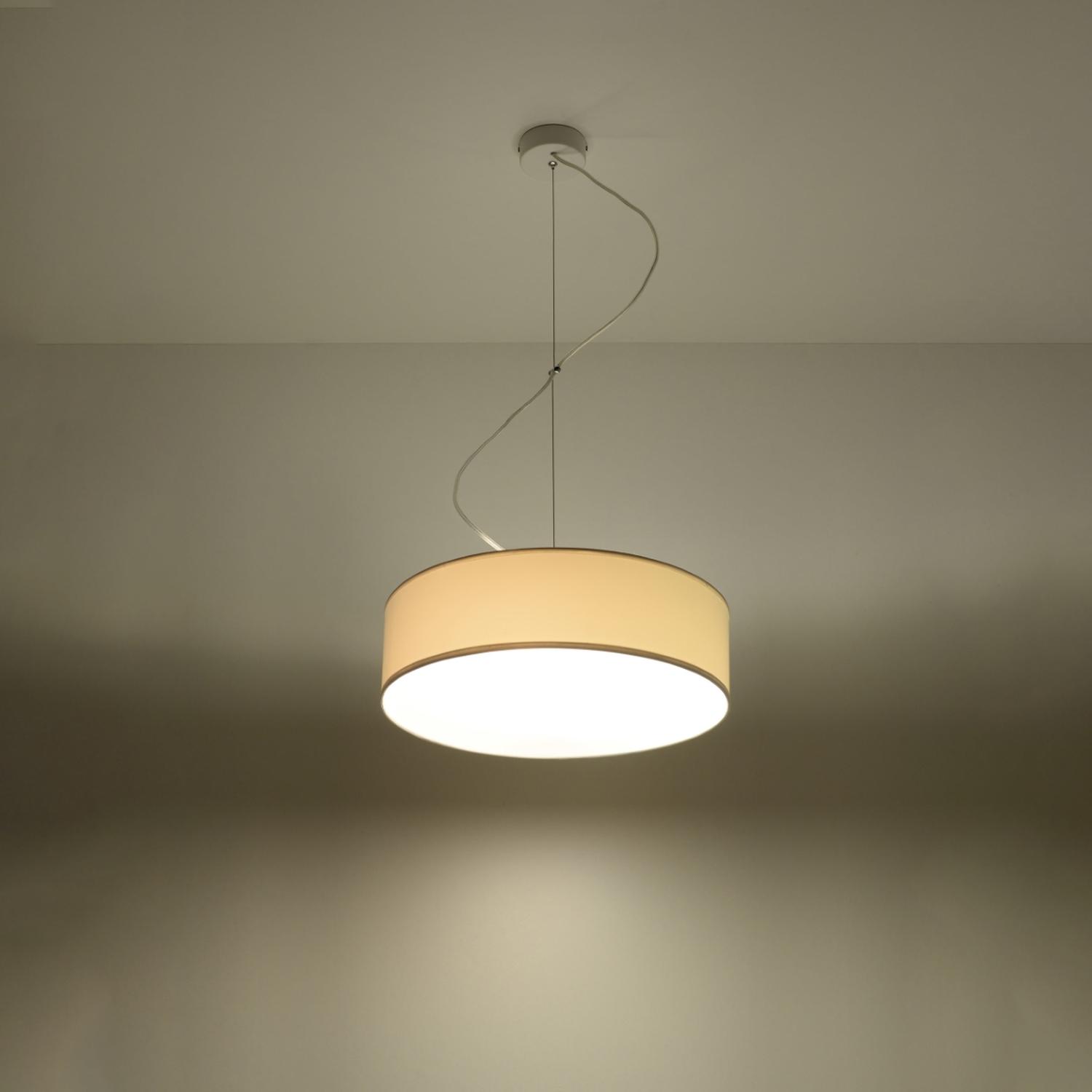 lámpara colgante ARENA 35 blanca, ideal para iluminar con elegancia cualquier espacio. Su diseño moderno y minimalista aporta estilo y calidez a tu hogar o oficina.