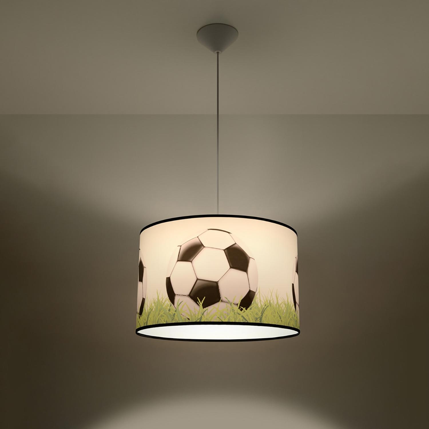 lámpara colgante FOOTBALL C 40: ilumina tus espacios con estilo y pasión. Ideal para aficionados, combina diseño moderno y temática deportiva. Dale vida a tu hogar con esta pieza única.