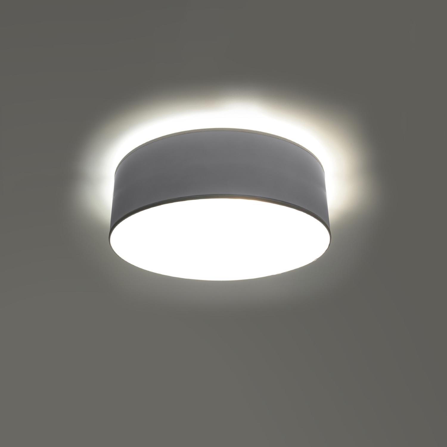 lámpara de techo ARENA en tono gris: Esta luminaria moderna y estilizada añade un toque contemporáneo a tu hogar, iluminando con elegancia y versatilidad cualquier ambiente.