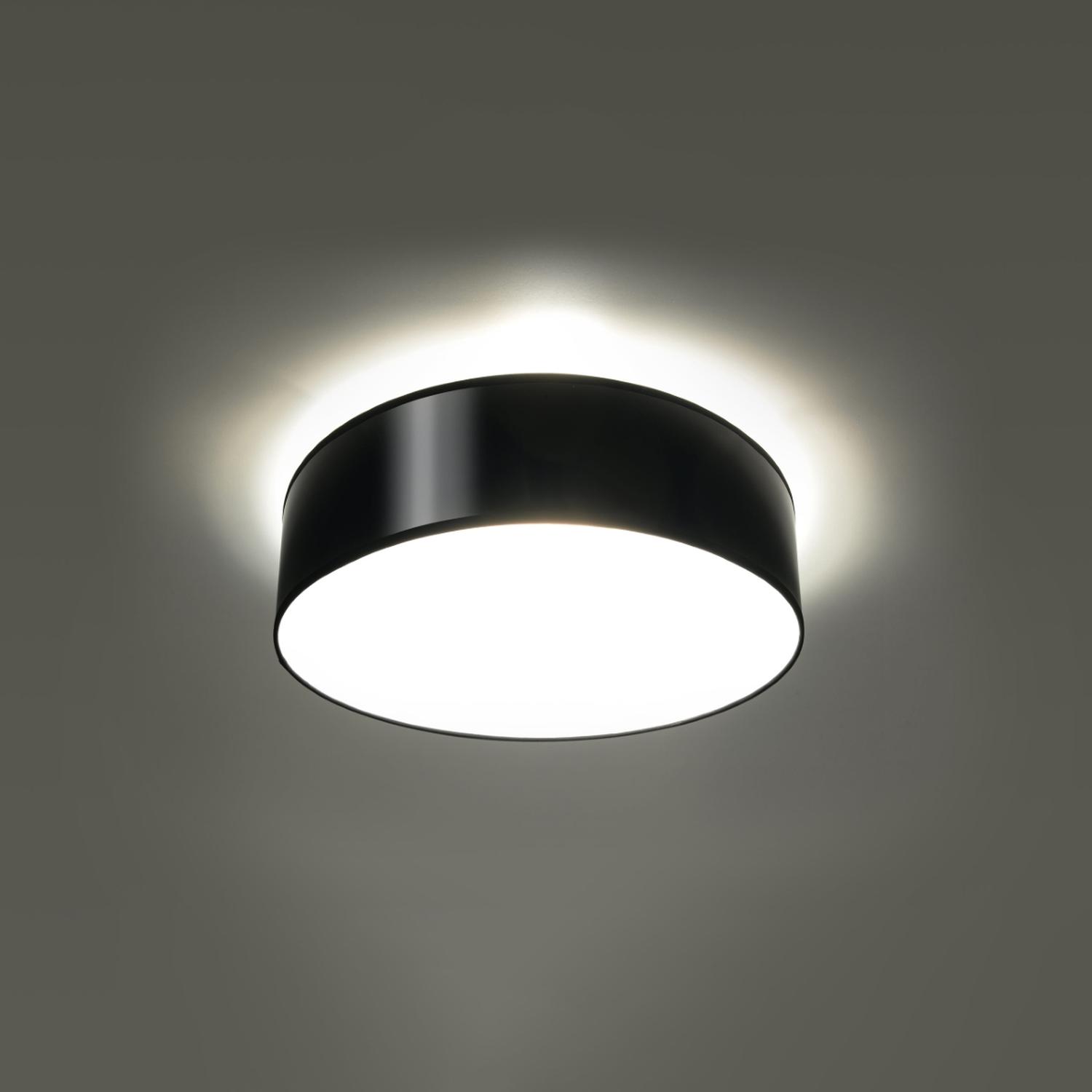 lámpara de techo ARENA 35 negra, un diseño elegante que ilumina con estilo cualquier espacio. Perfecta para añadir un toque moderno a tu hogar o oficina. Ideal para cualquier decoración.