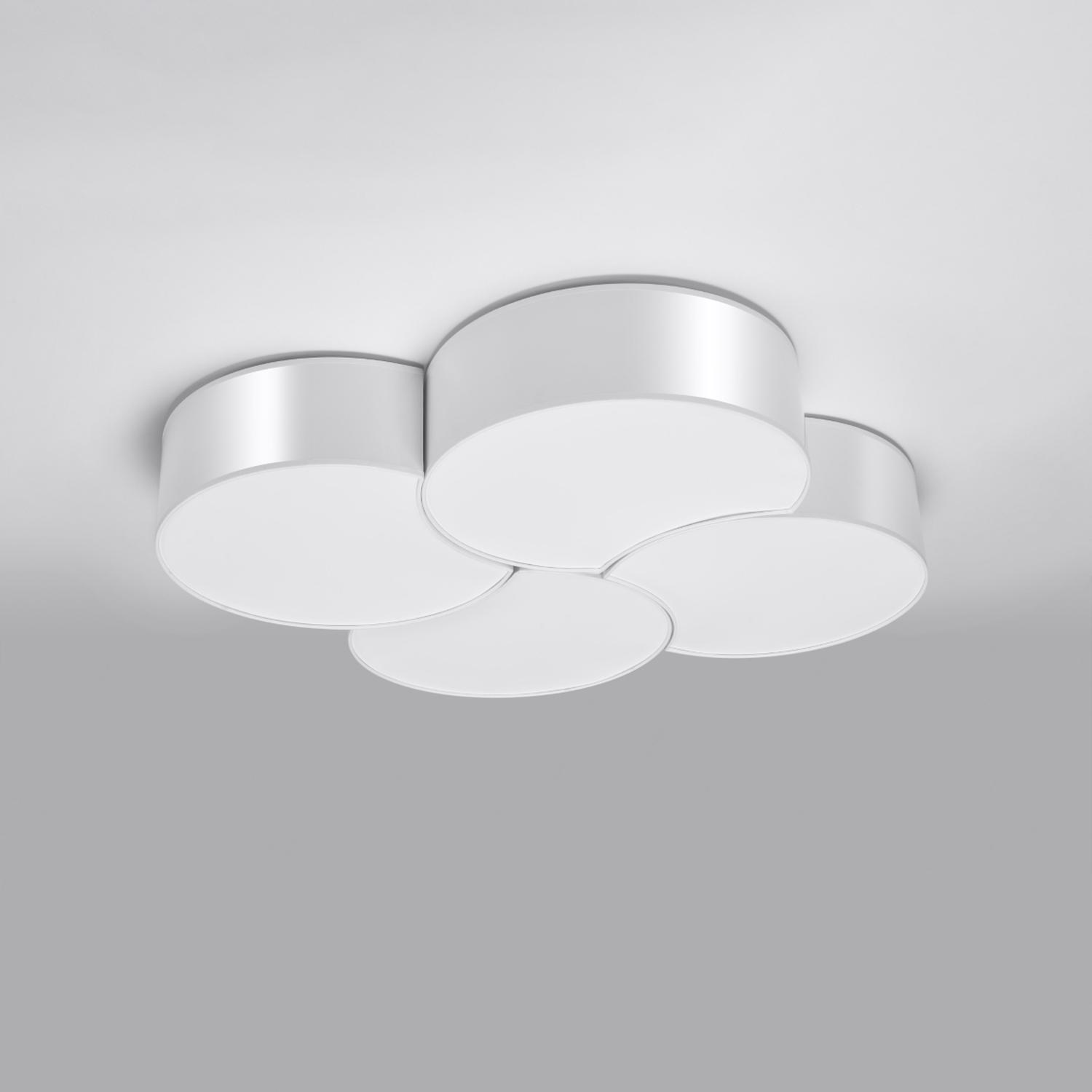 plafón CIRCLE 4 en blanco: ilumina tus espacios con estilo. Su diseño moderno y minimalista se adapta a cualquier lugar, ofreciendo una luz suave y acogedora, ideal para casas y oficinas.