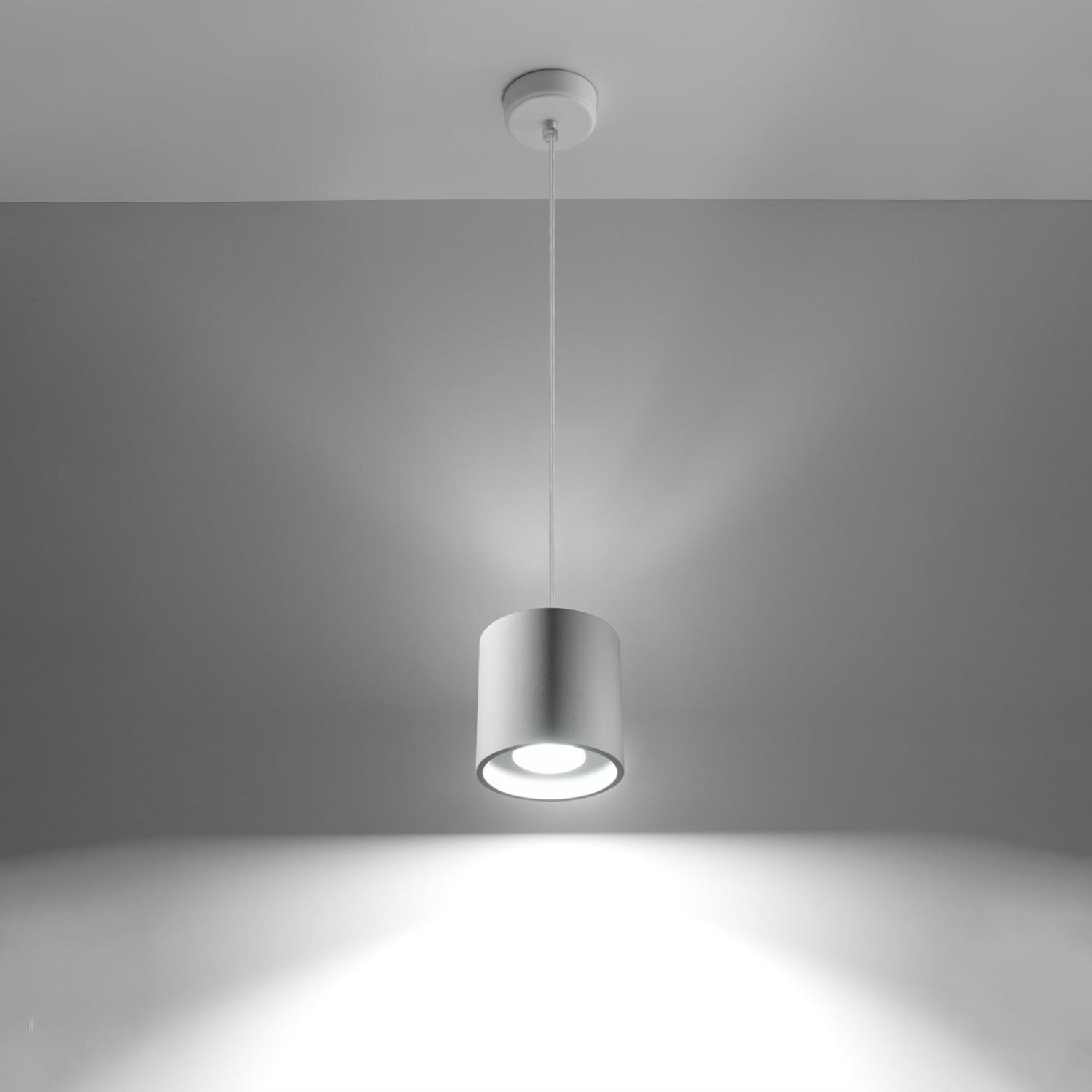 lámpara colgante ORBIS 1 blanca, ideal para iluminar y decorar cualquier espacio. Su diseño moderno y elegante aporta un toque sofisticado y minimalista a tu hogar.